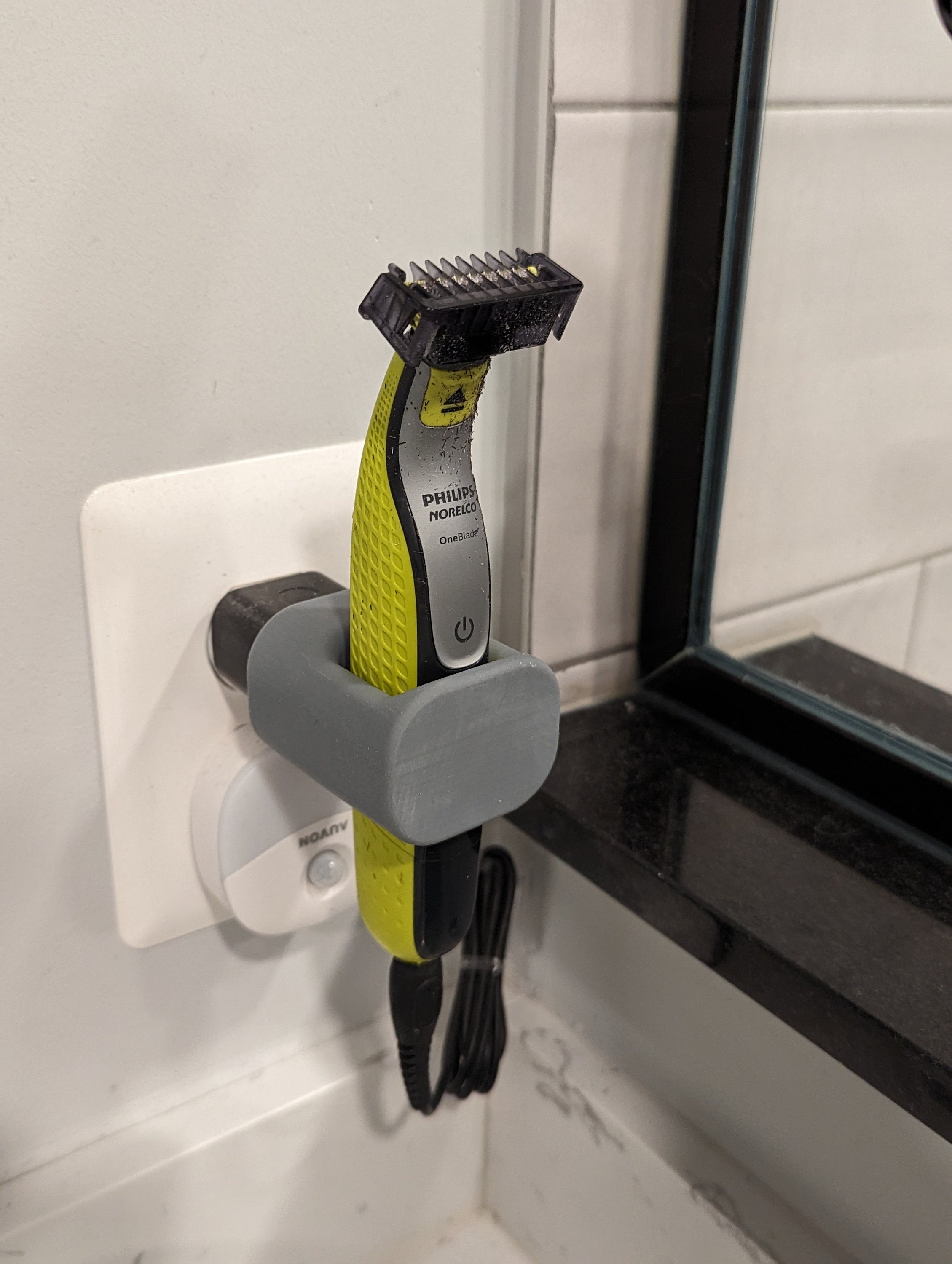 Oneblade Charging Stand at Dora Villalobos blog