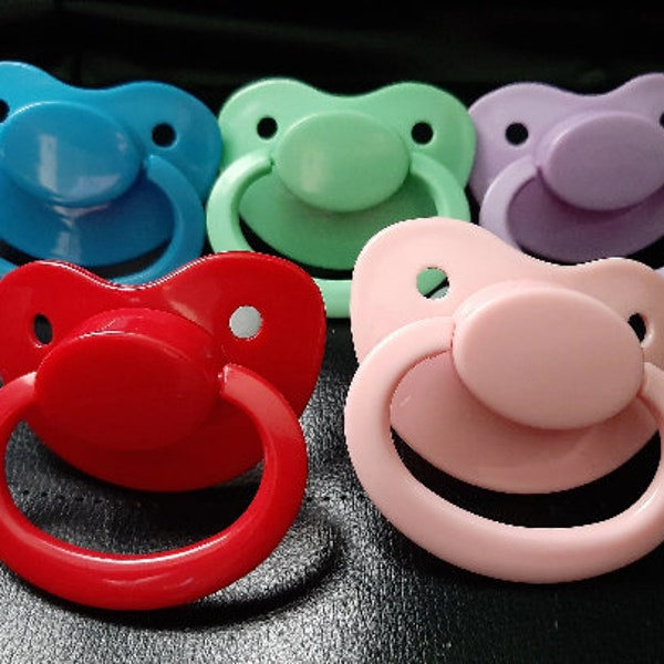 Little space agere plain ADULT PACIFIER