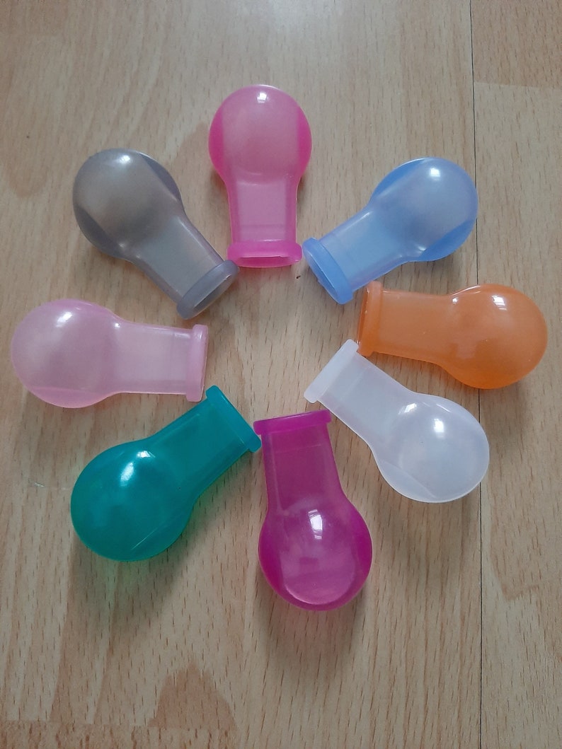 Coloured reinforced and clear teats for adult pacifiers image 1