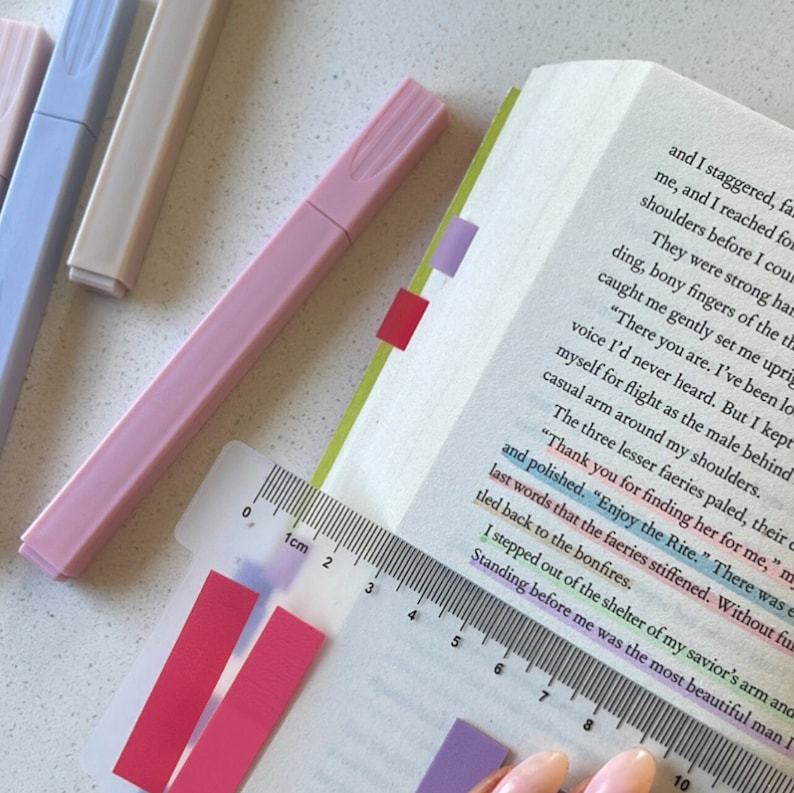 Annotation Box Fun ANNOTATION BOOK BOX | Surprise Blind Book Dates for Readers, Shipped ...