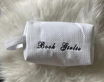 BOOK GIRLIE pencil case / annotation puff