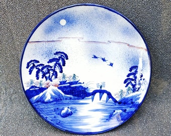 Großes 16.25 Zoll Antikes japanisches Edo/ Meiji Period Imari Ladegerät Teller 19. Jahrhundert Seltenes Antikes Fund extra großes Ladegerät