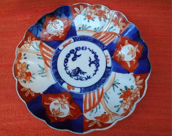 Anique Japanischer Imari Porzellan Teller Frühe Meiji Zeit 19. Jahrhundert handbemalte Sammlerstücke Floral Design Keramik