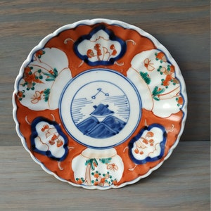 Anique Japanese Imari Porcelain Plates Early Meiji Period 19th Century Hand Painted Collectibles Floral Design Pottery