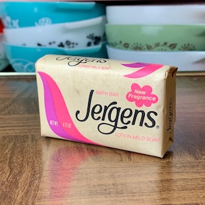 Vintage Jergens Mild Lotion Soap Bath Bar Unopened | 1980s Bathroom Decor TV Movie Prop Toiletries Pink and Purple Packaging 4.75 oz