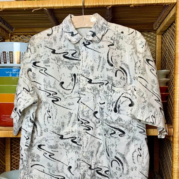 90’s Abstract Printed Black and White Sleeveless Button Up