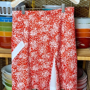 Vintage Di Fini Originals Red White Speckle Pattern Golf or Tennis Skirt with Cute Front Pocket | Approx Size Small 1970s Sportswear Skort