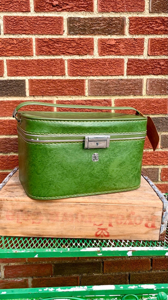 Vintage Avocado Green Faux Leather US Luggage Trai