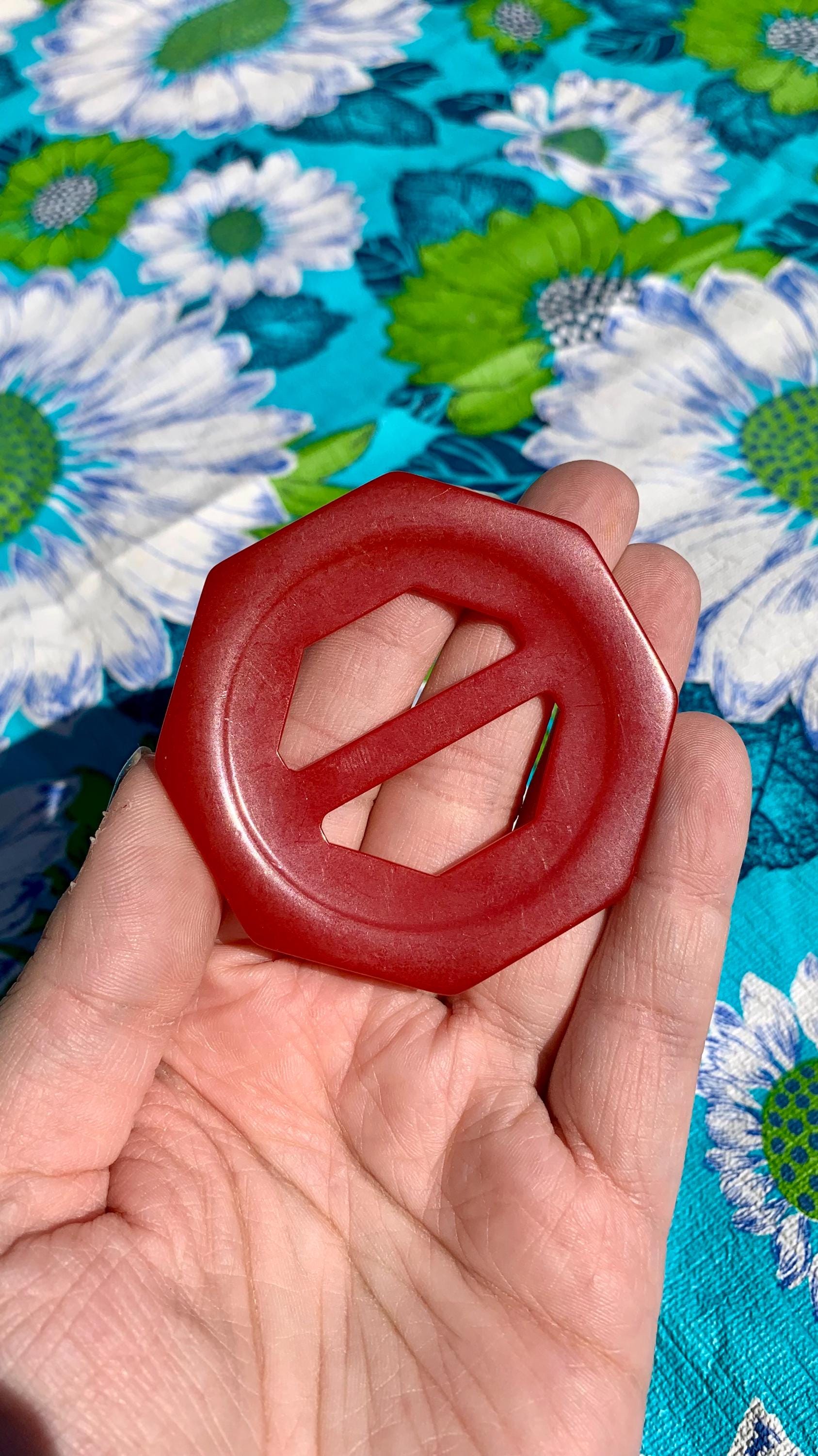 VINTAGE • 1940s Bakelite Belt Buckle Rare Retro Plastic Barbie Green Yellow Boho Bakelite Belt Buckles - Etsy main image 4