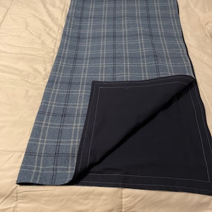 Jeté de flanelle à carreaux bleus : couverture de pique-nique