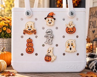 Adornos de Halloween para bolsos Bogg: diseños adorables de fantasmas, calabazas y momias.