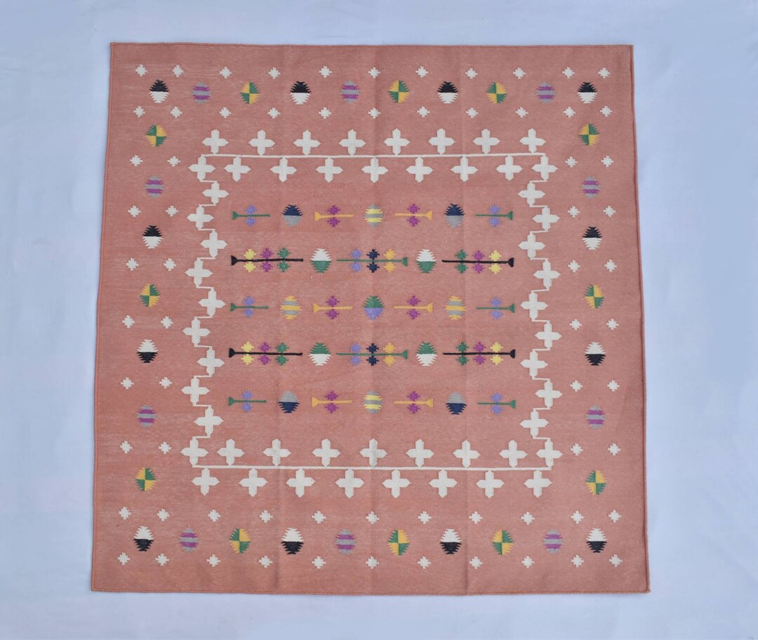 Square Sizes Light Peach Handmade Modern Pattern Rug- Flat Weave and ...