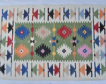 Hand Woven Green Cotton Rug - 4x6 Reversible Dhurrie Kilim