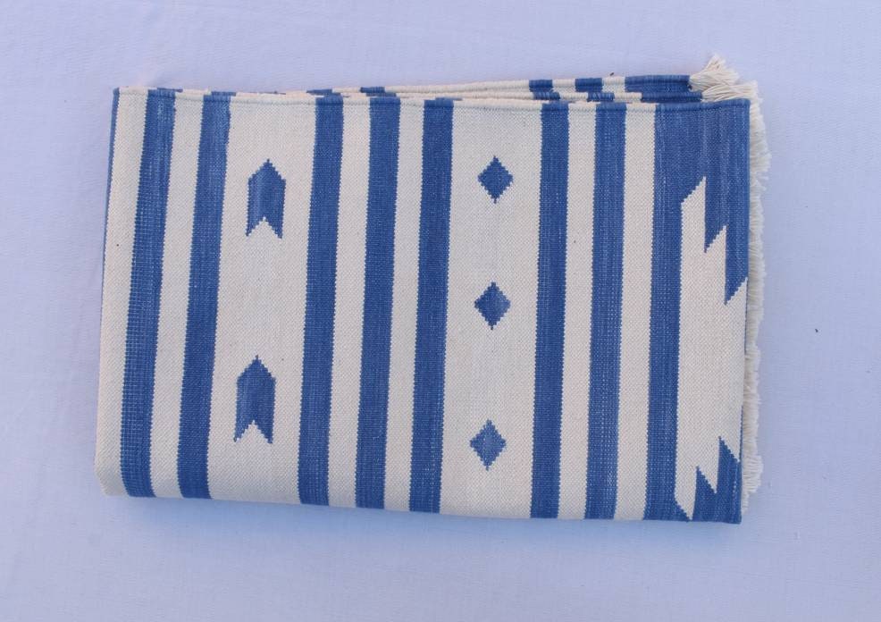 2x6 Cotton Blue and White Hand Woven Rug Dhurrie Beautiful Etsy