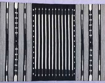 8x5 Black and White Cotton Rug dhurrie- White Stripes