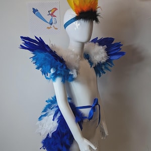 Child&#39;s Feather Epaulet & Tail Costume: Zazu Inspired School Play