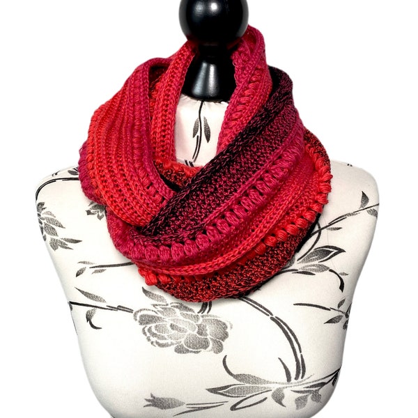 Snood au crochet noir, rouge, orangé en coton