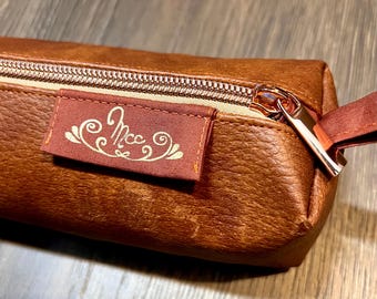 Trousse en simili cuir 23cm