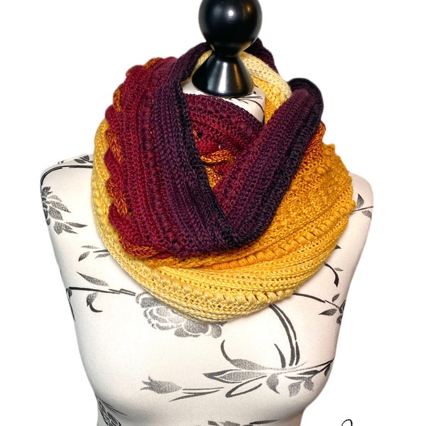 Snood au crochet jaune moutarde, bordeaux, violet