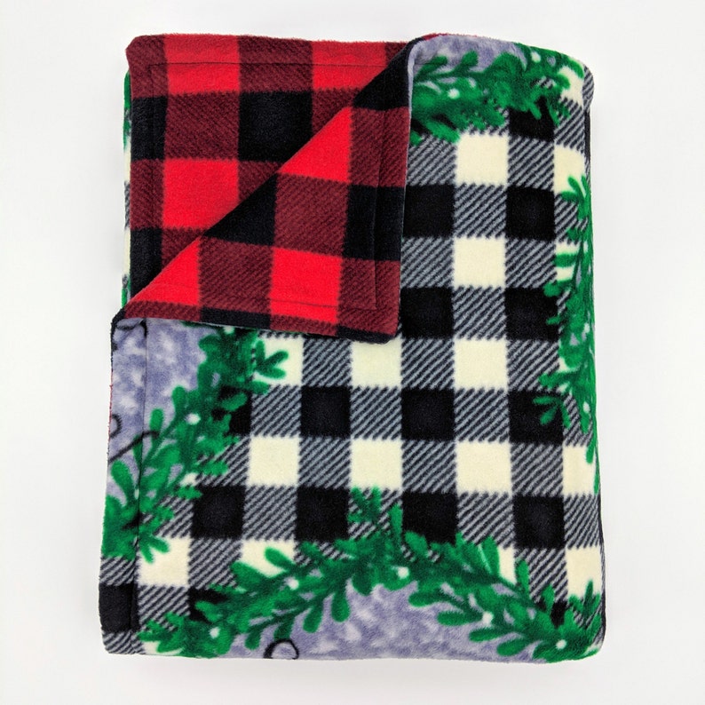 Gift the feeling of home and family! Home Sweet Home Family Plush Fleece Winter Blanket