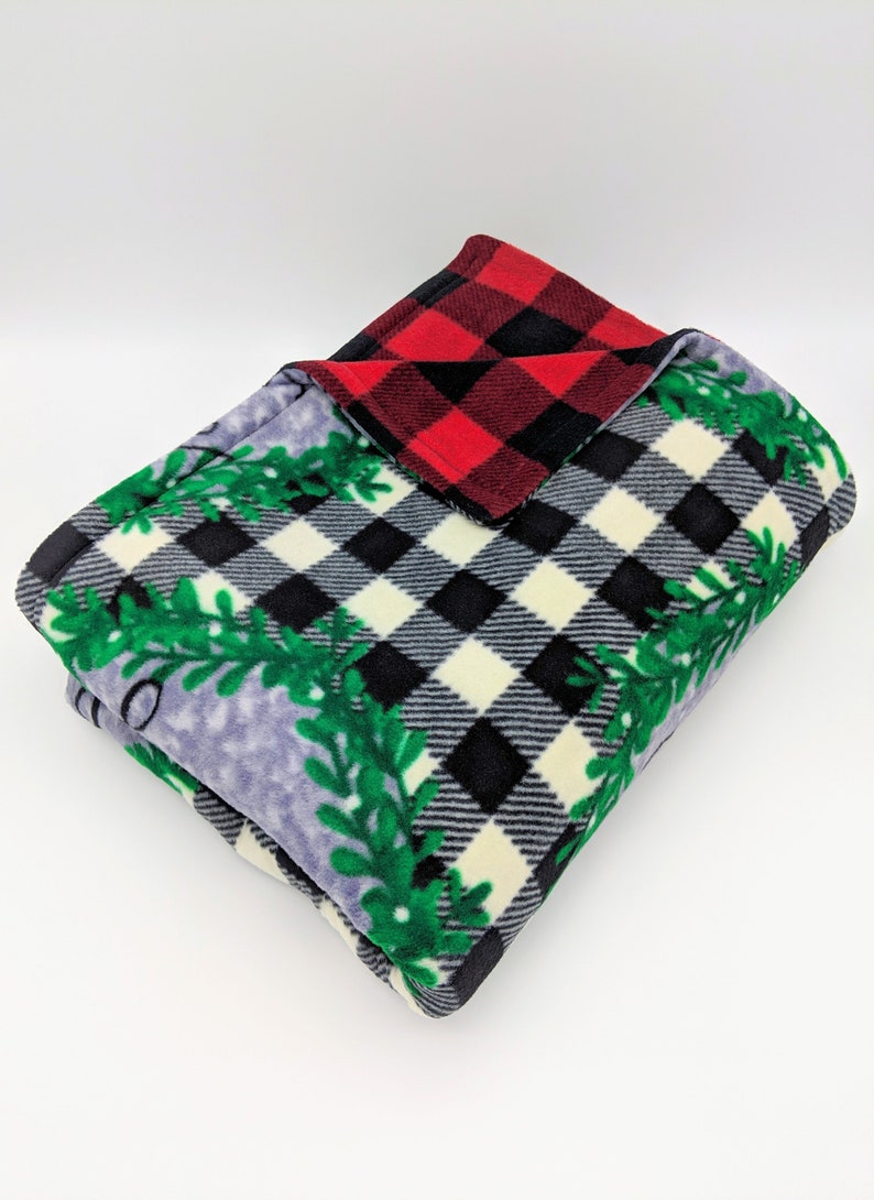 Gift the feeling of home and family! Home Sweet Home Family Plush Fleece Winter Blanket