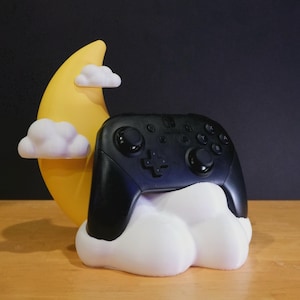 3D Printed Moon & Cloud Controller Stand: Celestial Gaming Accessory