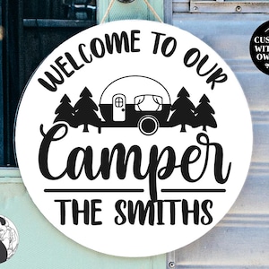 Bienvenue dans notre camping-car SVG, camping signe SVG, conception de signe de camping-car, remorque glamping vacances d'été à l'extérieur, téléchargement numérique Cricut Silhouette