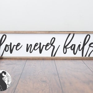 El amor nunca falla SVG, 1 Corintios 13 SVG, Versículo bíblico, Escritura, Signo cristiano svg, Granja svg, Diseños cricut, Silueta svg