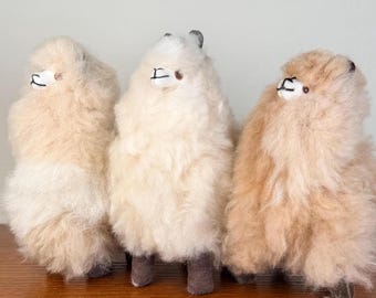 手作りベビーアルパカぬいぐるみラマ、6インチ - 信じられないほど