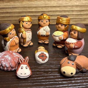 Handmade Peruvian Pottery Nativity Set: 8-Piece Folk Art Crèche