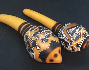 2x Peruvian Hand-Carved Maracas – Native Gourd Rattles with Spirit Faces, Folk Art Ethnic Percussion Instruments, South American Decor (#1)