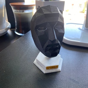 Geometric Mask Model Desk Decor