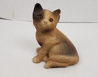 サンディキャスト ヴィンテージ 猫の置物：サンドラ・ブルーのサイン