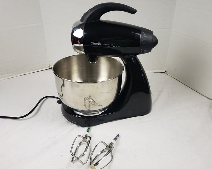 Sunbeam Mixmaster Heritage Series Stand Mixer Model 2353 W/ Metal Bowl