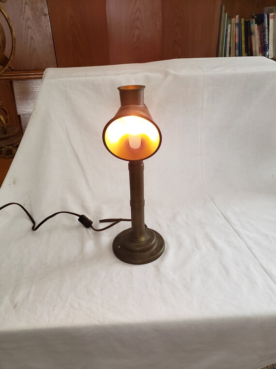 lighthouse table lamp with night light