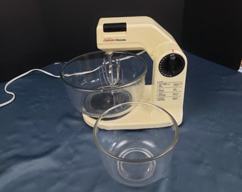 Vintage Sunbeam Mixmaster 12 Speed Stand Mixer 2 Glass Bowls Model 01401 Works