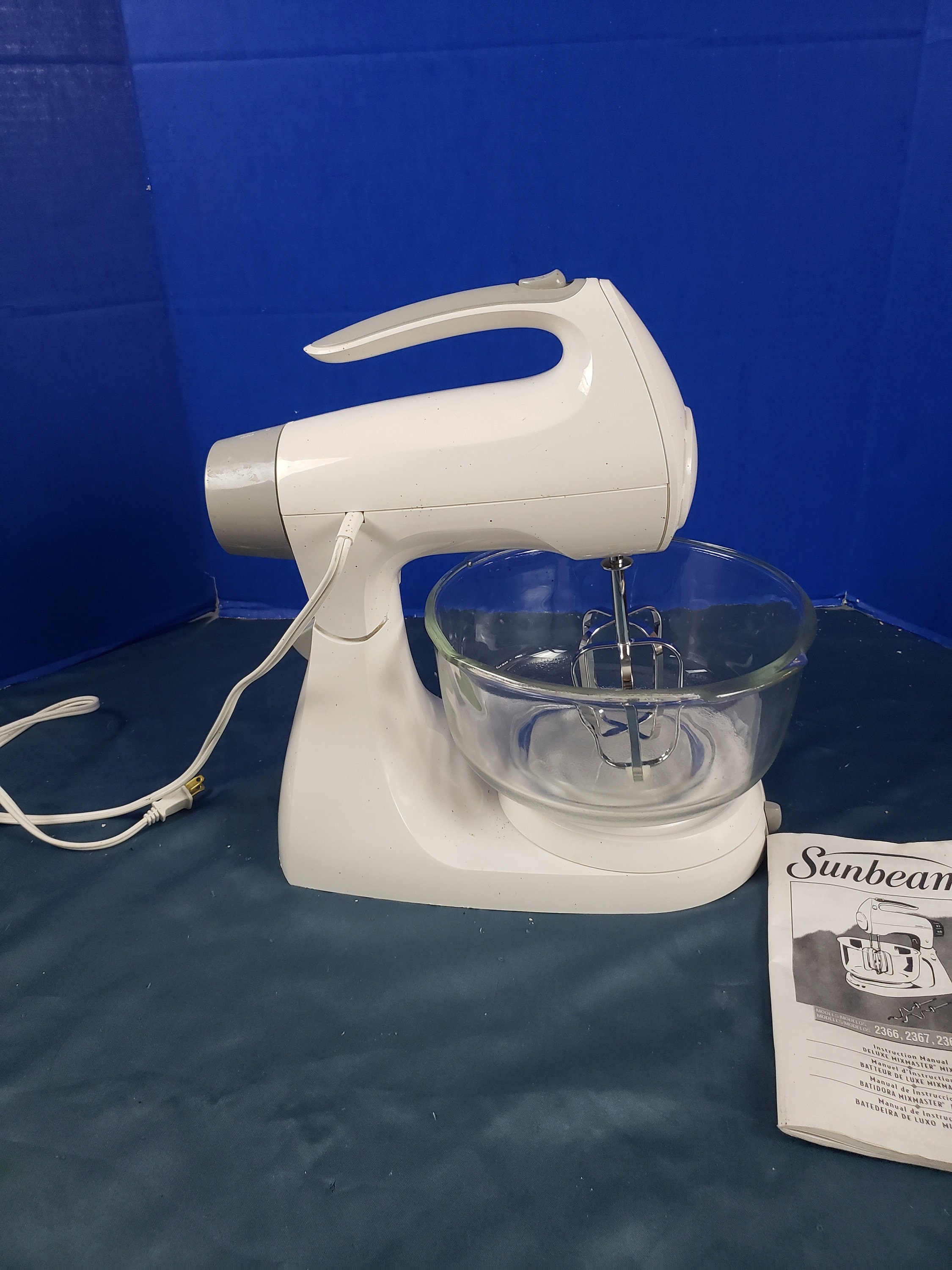 Sold at Auction: Sunbeam Mixmaster stand mixer w/ 2 bowls