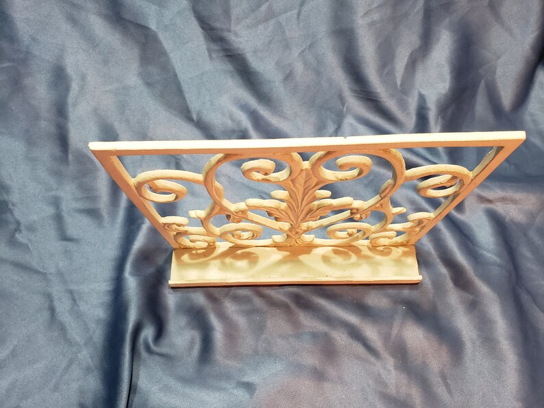 Vintage Rustic White Cast Iron Cookbook Recipe Stand Music Holder Art Easel