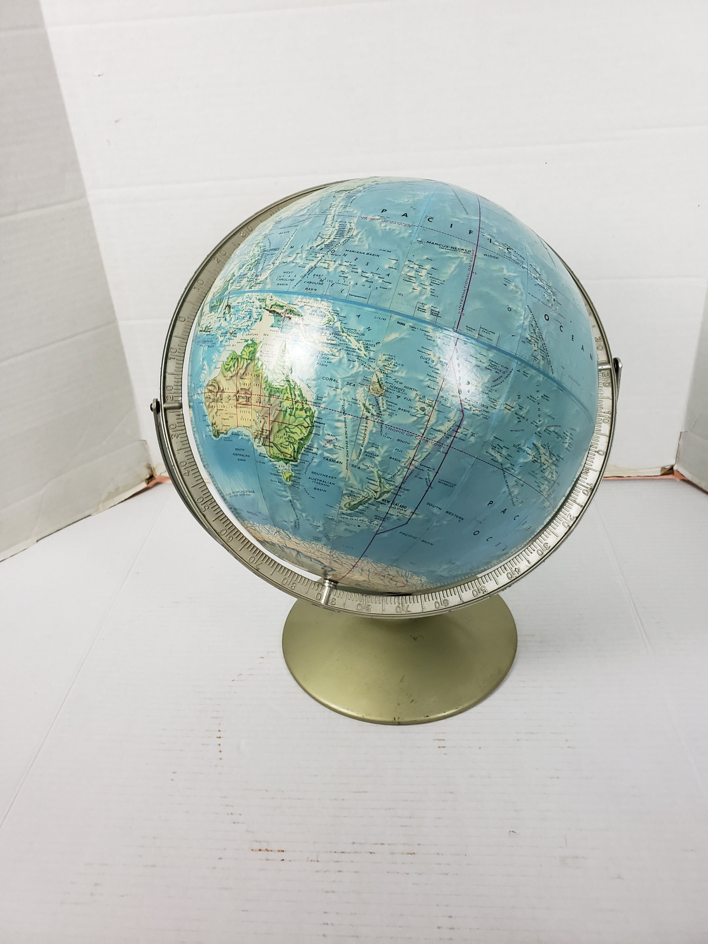 Vintage Rand McNally World Portrait Globe Soviet Union Metal Base 12"