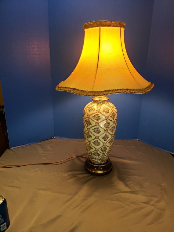 Vintage on sale iridescent lamp