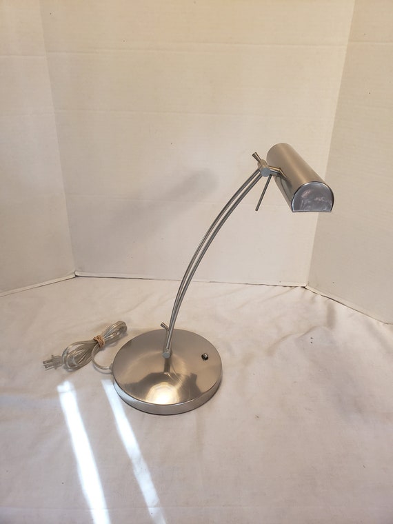 Aluminum lamps 2024