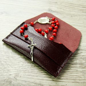 Bordeaux Leather Rosary Pouch for Mom, Cowhide Leather Prayer Beads Case, Custom Engraving & Personalized Easter Gift for Grandma