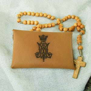 Rosary Pouch Tan Leather Handcrafted Catholic Prayer Bag Men&#39;s Rosary Bead Holder for Baptism Unique Devotional Accessories Tan Rosary Pouch