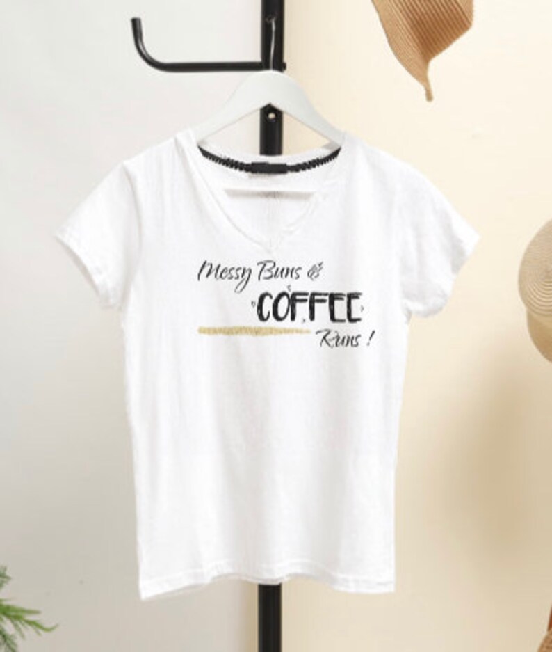 Petits pains désordonnés et courses de café T-Shirt T-shirt à café t-shirt pour les amateurs de café T-shirt drôle image 2