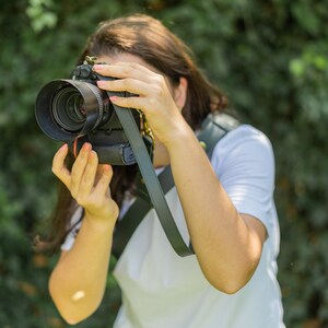 Christmas Gift for Photographer, Leather Camera's Belt, Leather Camera Strap, Camera Strap, Green Leather Camera Belt image 2