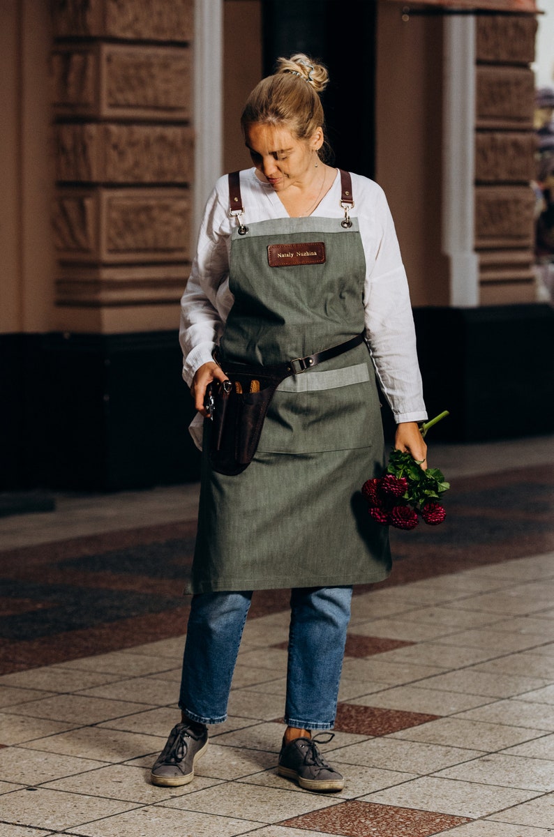 Gift For Florist, Jeans Gardening Apron and Leather Tool belt, 2 set Personalized Florist Apron and Leather Gardening Bag, Gift for her image 2