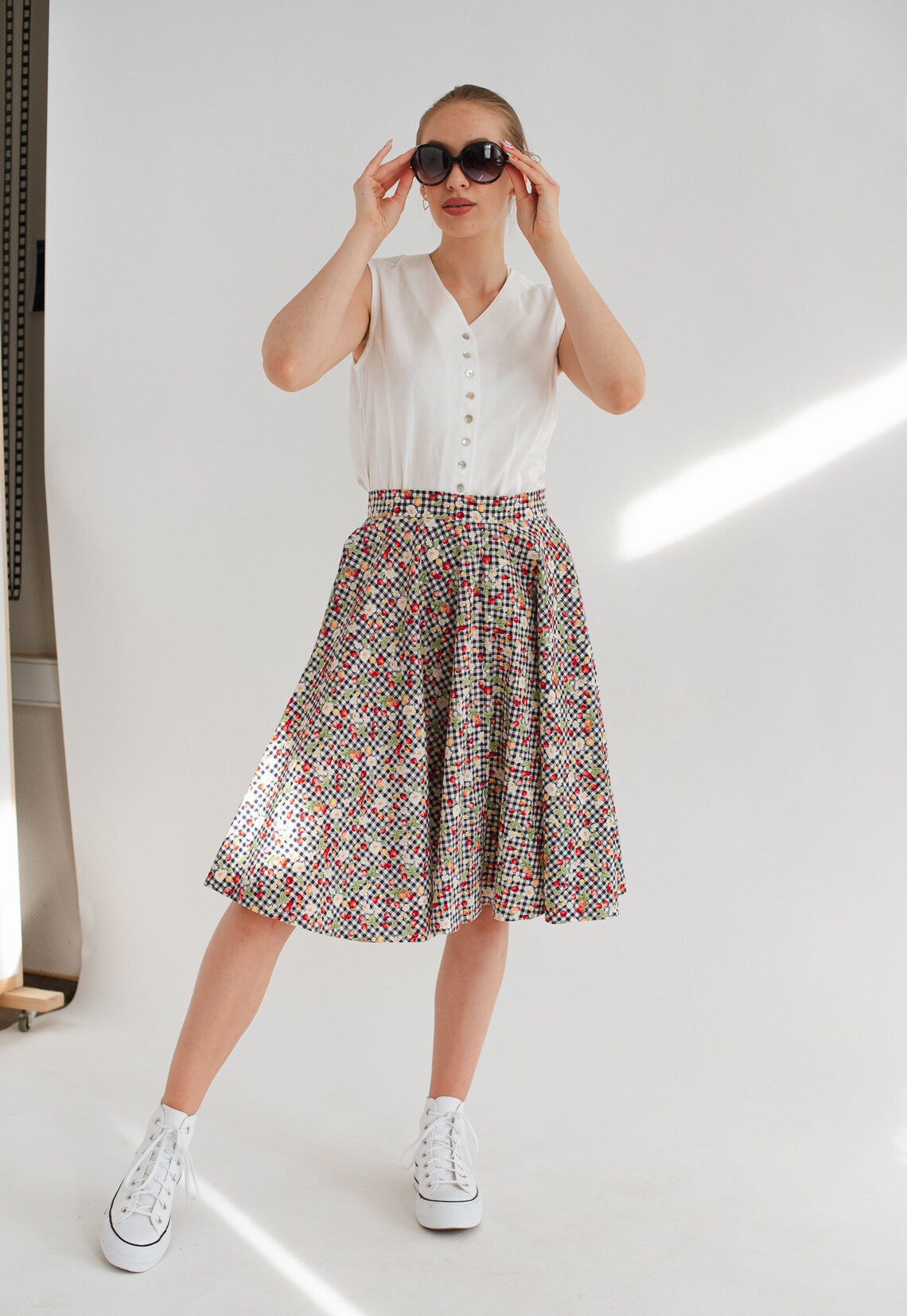 Vintage 80s Pleated Midi Skirt with Strawberries Print S Etsy