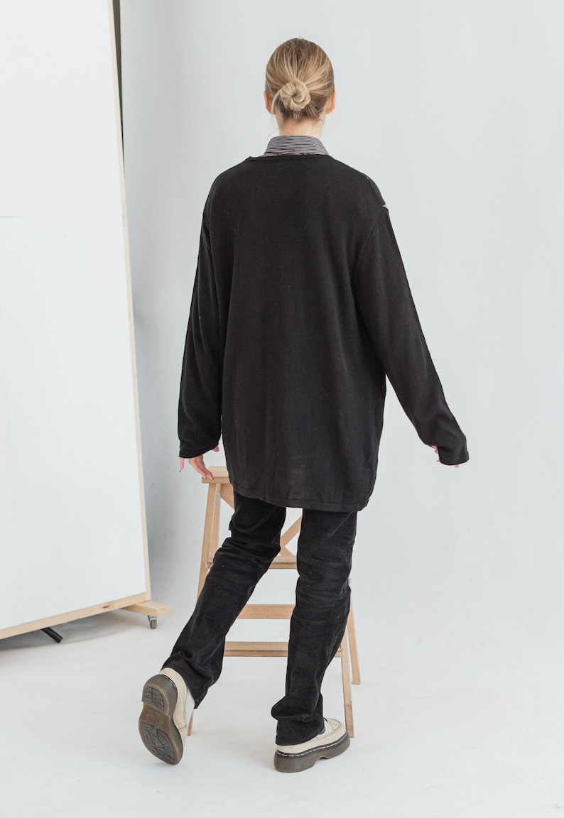 Vintage Oversized Boxy Fit Knitted Wool Jumper in Black