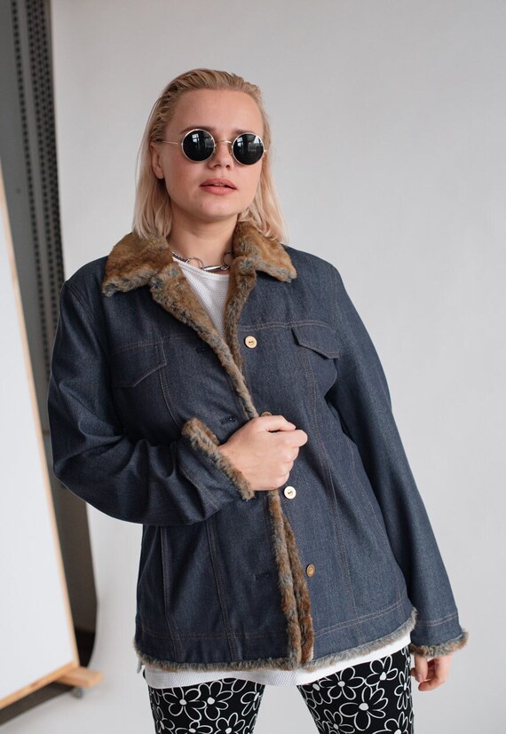 Vintage Y2k Fitted Faux Fur Trim Denim 