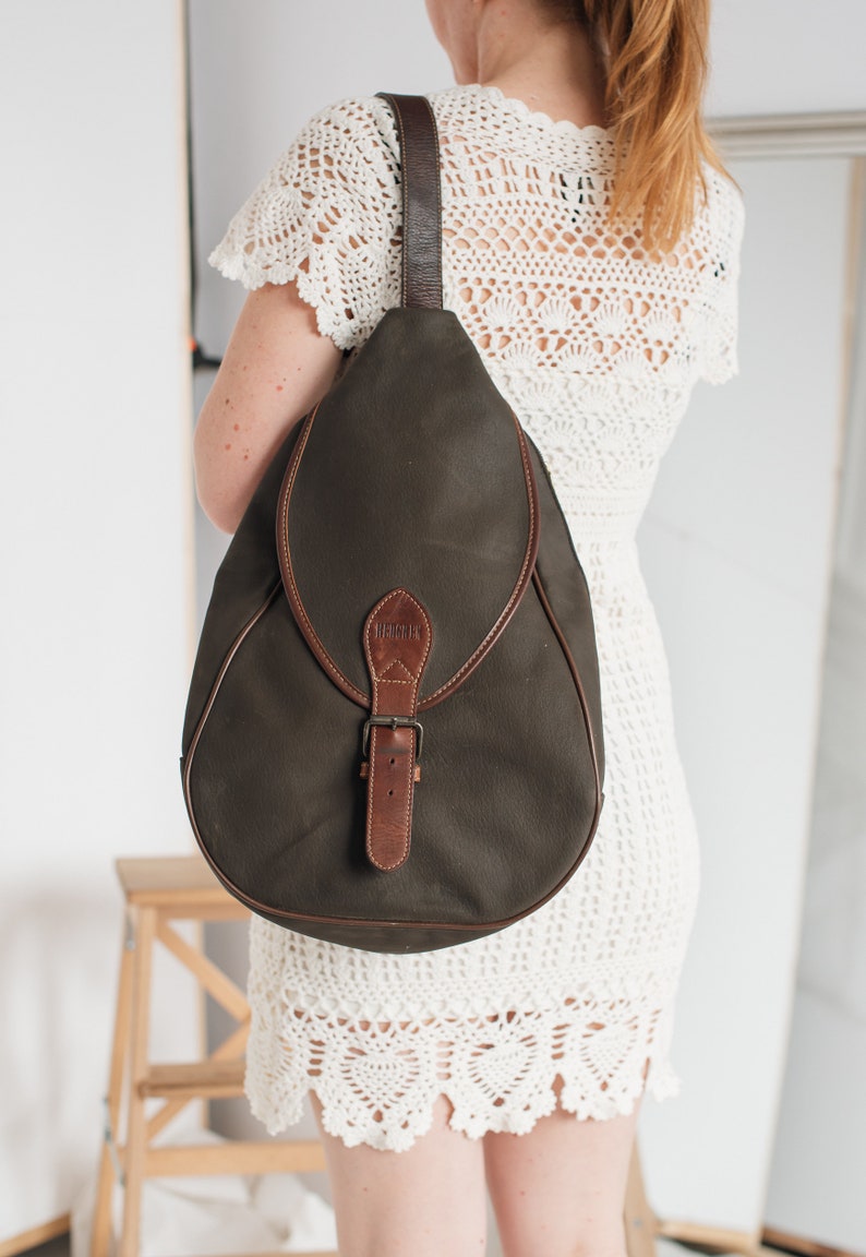 Vintage Brown Leather Large One Shoulder Rucksack Backpack